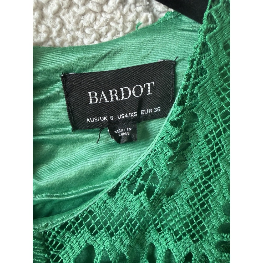 Bardot Green Lace Dress Size XS Sheath Short Sleeve Zip Back Elegant - Picture 3 of 9